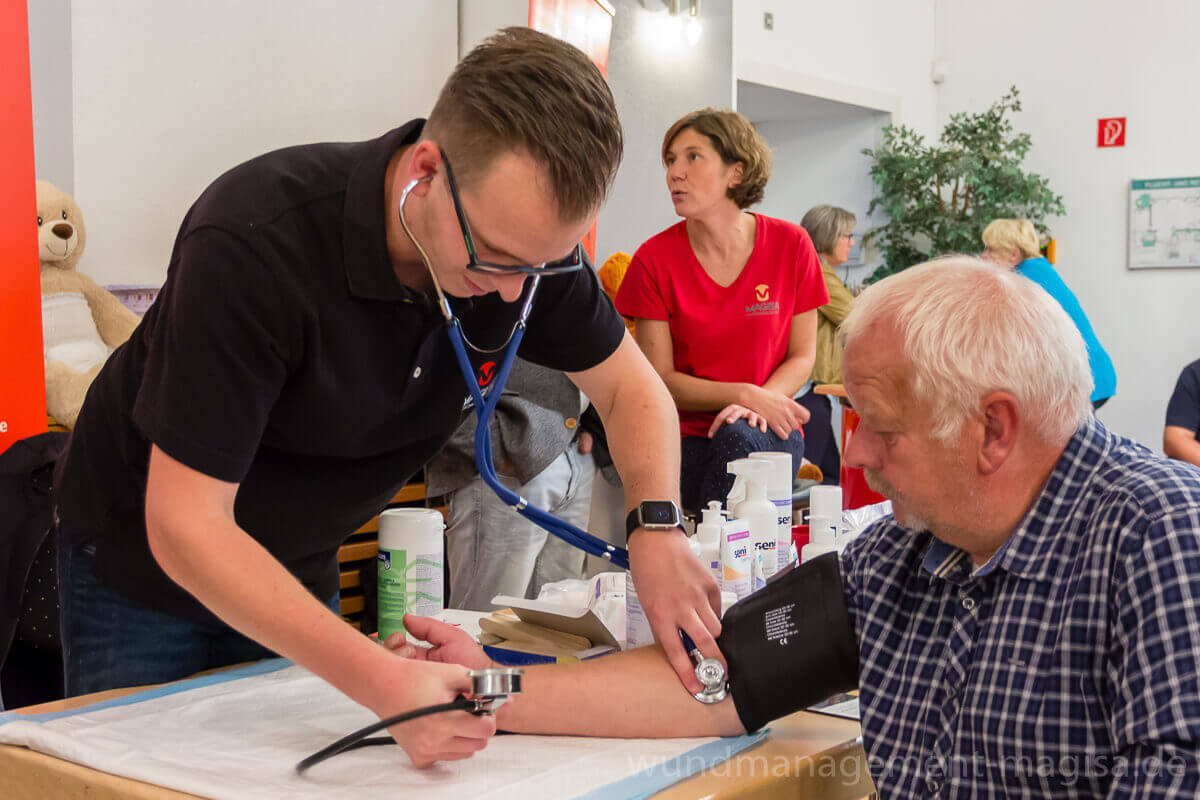 5. Gesundheitsmesse in Fürstenwalde(Spree) - MAGISA Wundmanagement GmbH informierte Interessenten zum Thema Wundversorgung und -management von chronischen Wunden infolge von Durchblutungsstörungen, Venenschwäche und Diabetes.